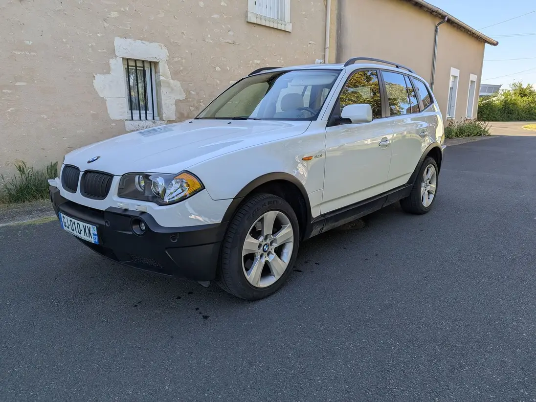 BMW   X3 E83