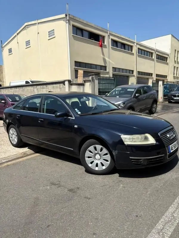  AUDI     A6 II AVANT