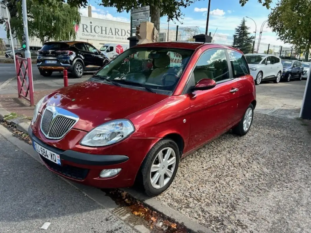 LANCIA  YPSILON II