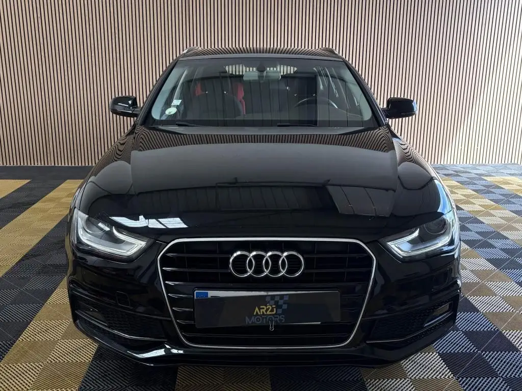 AUDI    A4 V AVANT