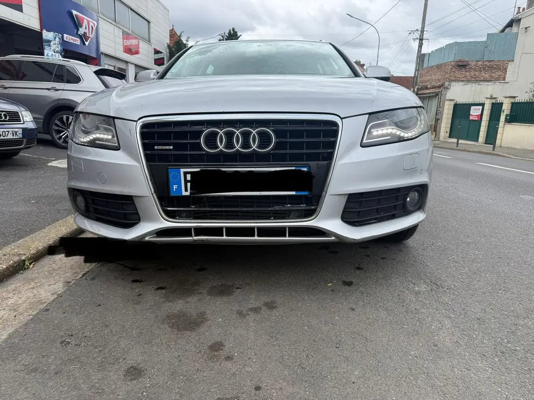 AUDI    A4 IV AVANT