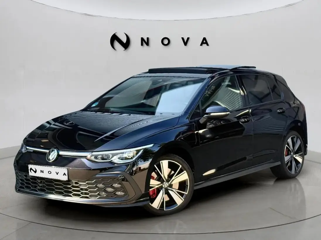 VOLKSWAGEN  GOLF VIII