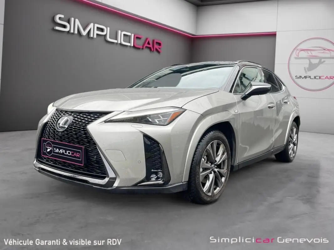 LEXUS  UX phase 2