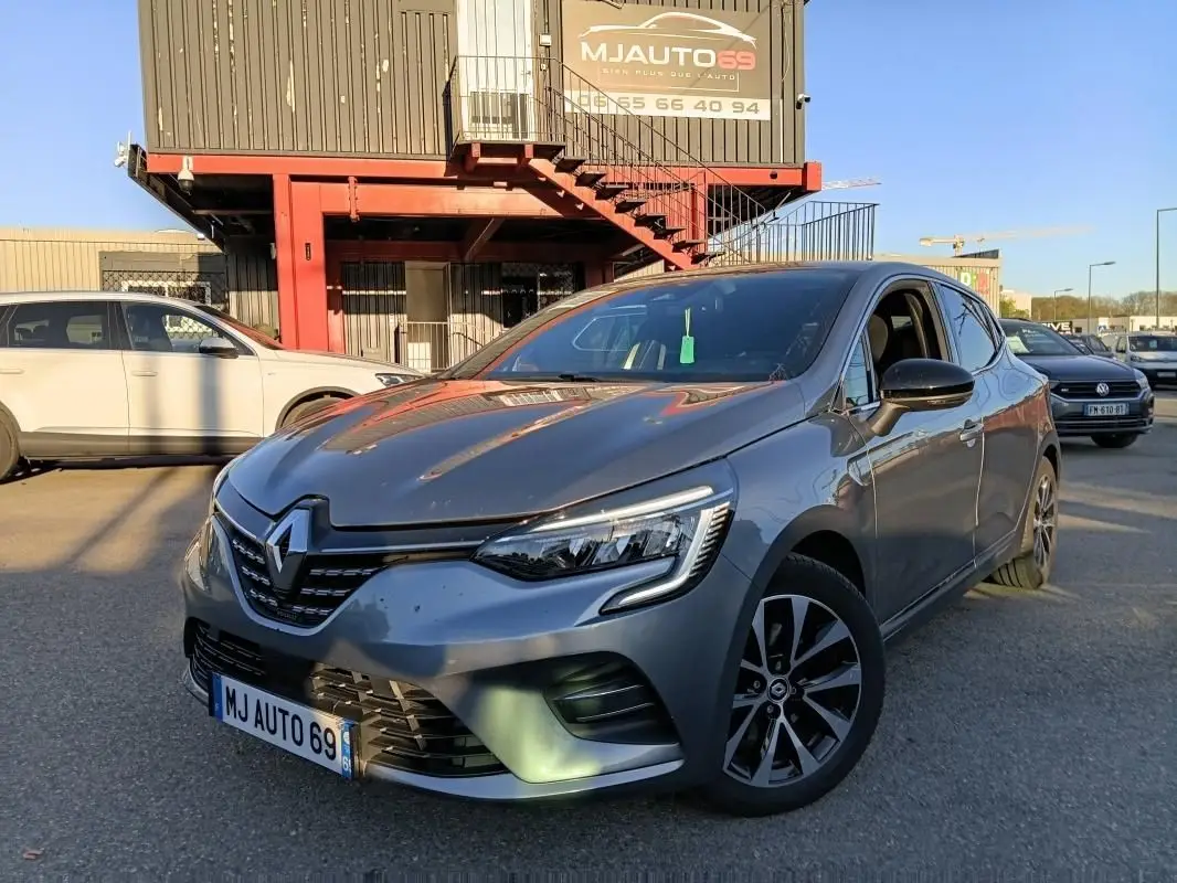 RENAULT  CLIO V