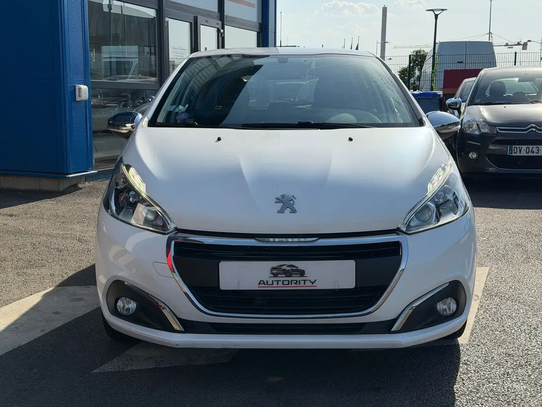  PEUGEOT     208 phase 2