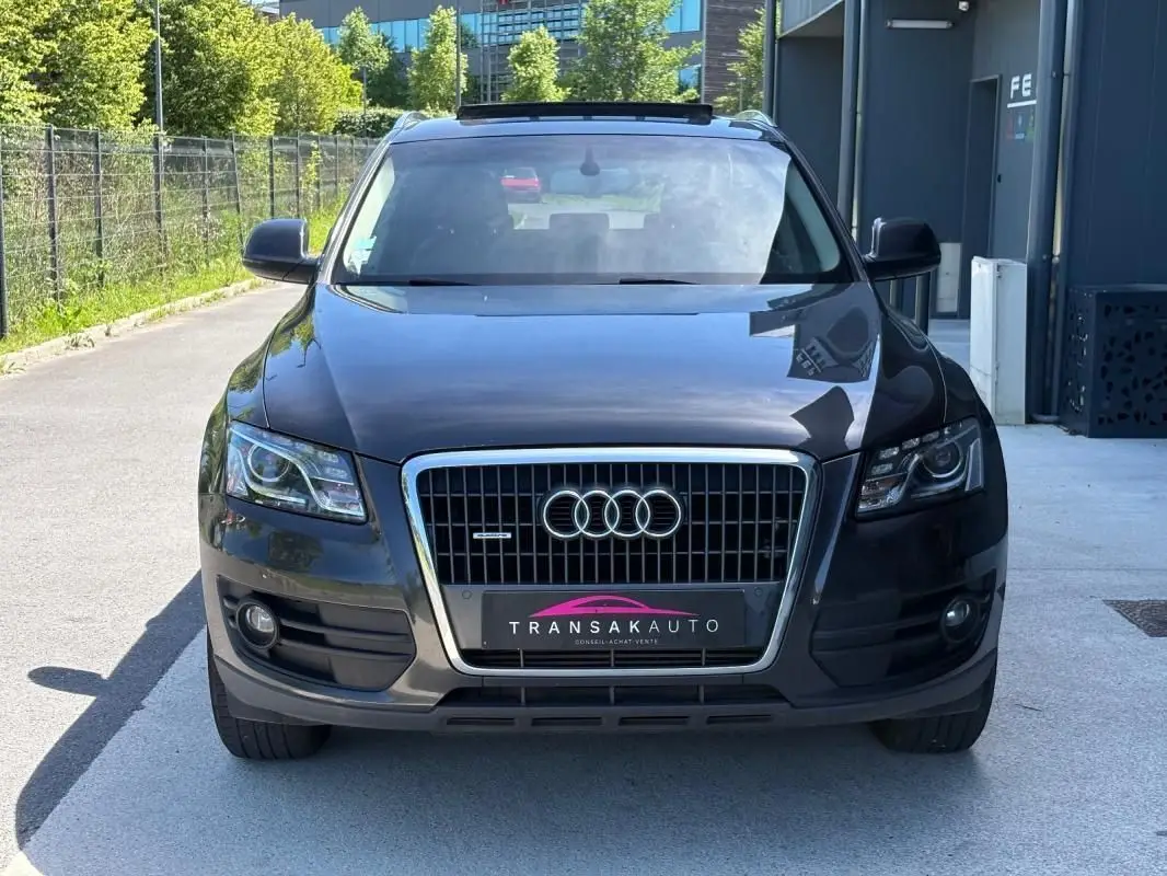 AUDI     Q5