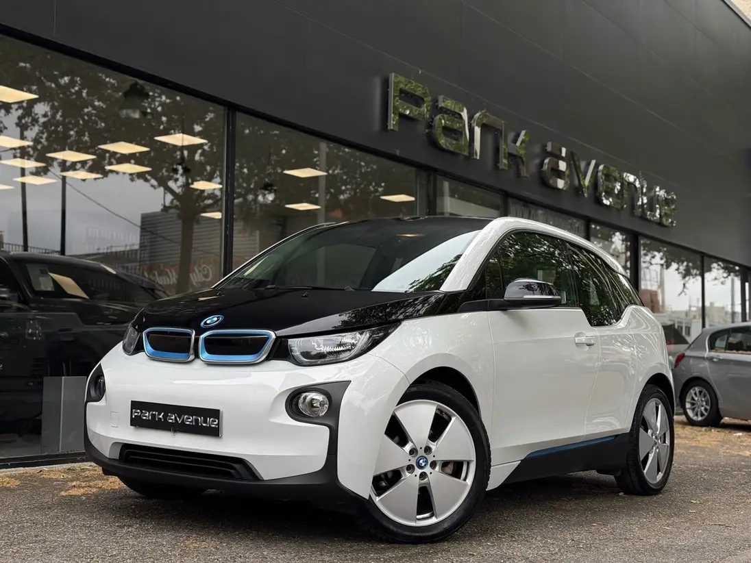 BMW  I3